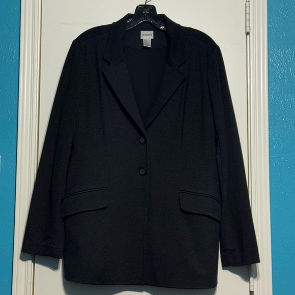 Chico's Black Tailored Blazer Notched Lapels Structured Shoulders flap pockets 2 - Picture 5 of 15